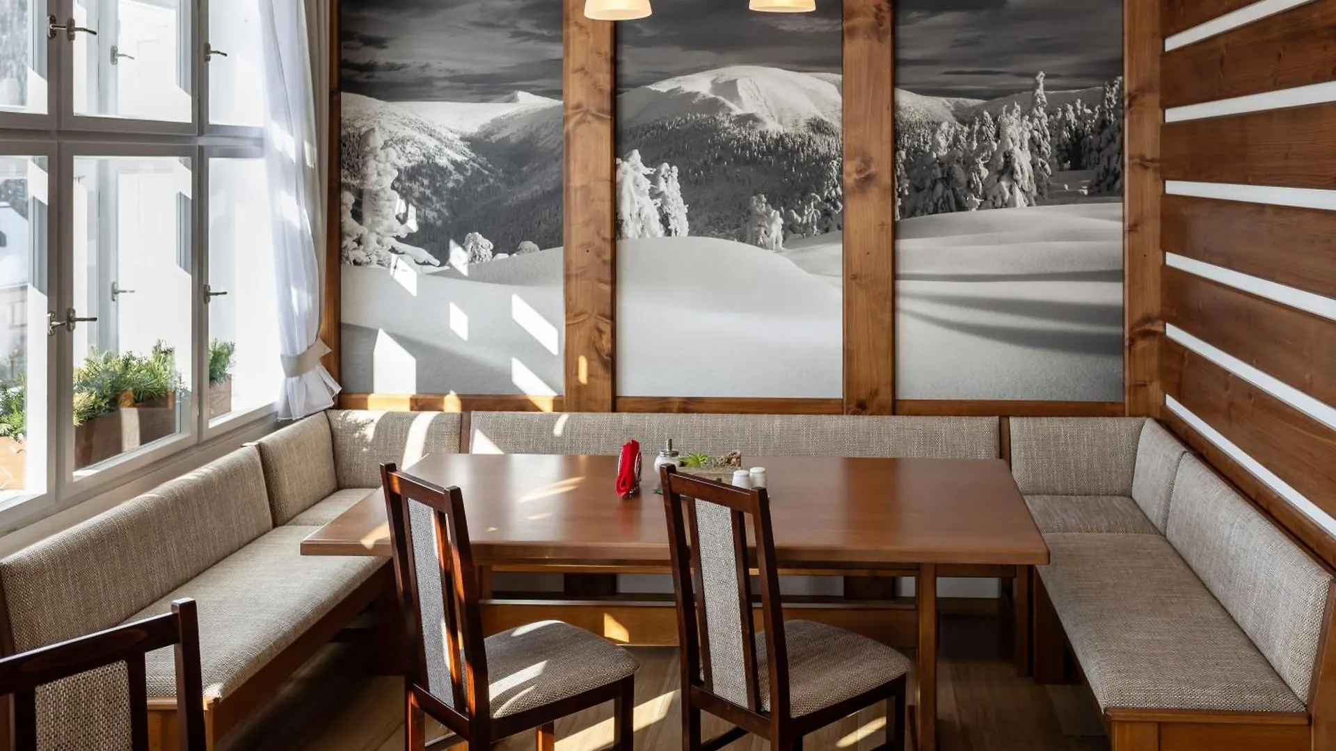 ****  Hotel Slavie Szpindlerowy Młyn Czechy